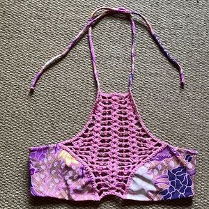 New Pink crochet bikini top, size medium, ties at neck.